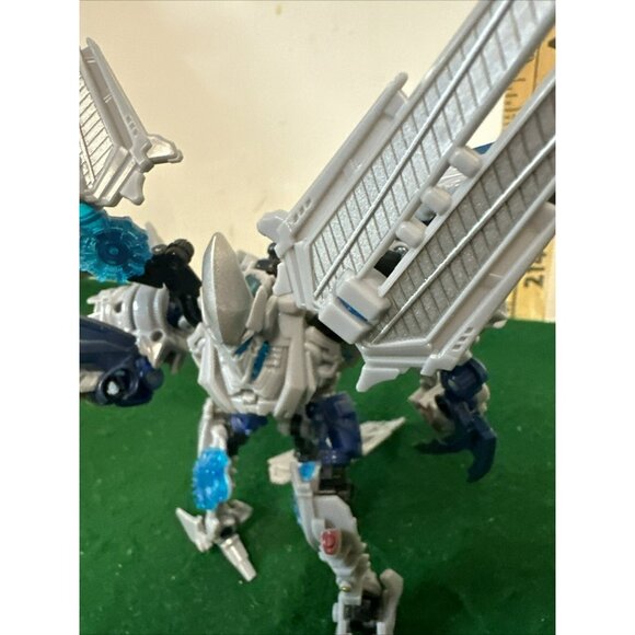 Transformers SOUNDWAVE Revenge Of The Fallen Deluxe Class Figure 2009 - Picture 7 of 10